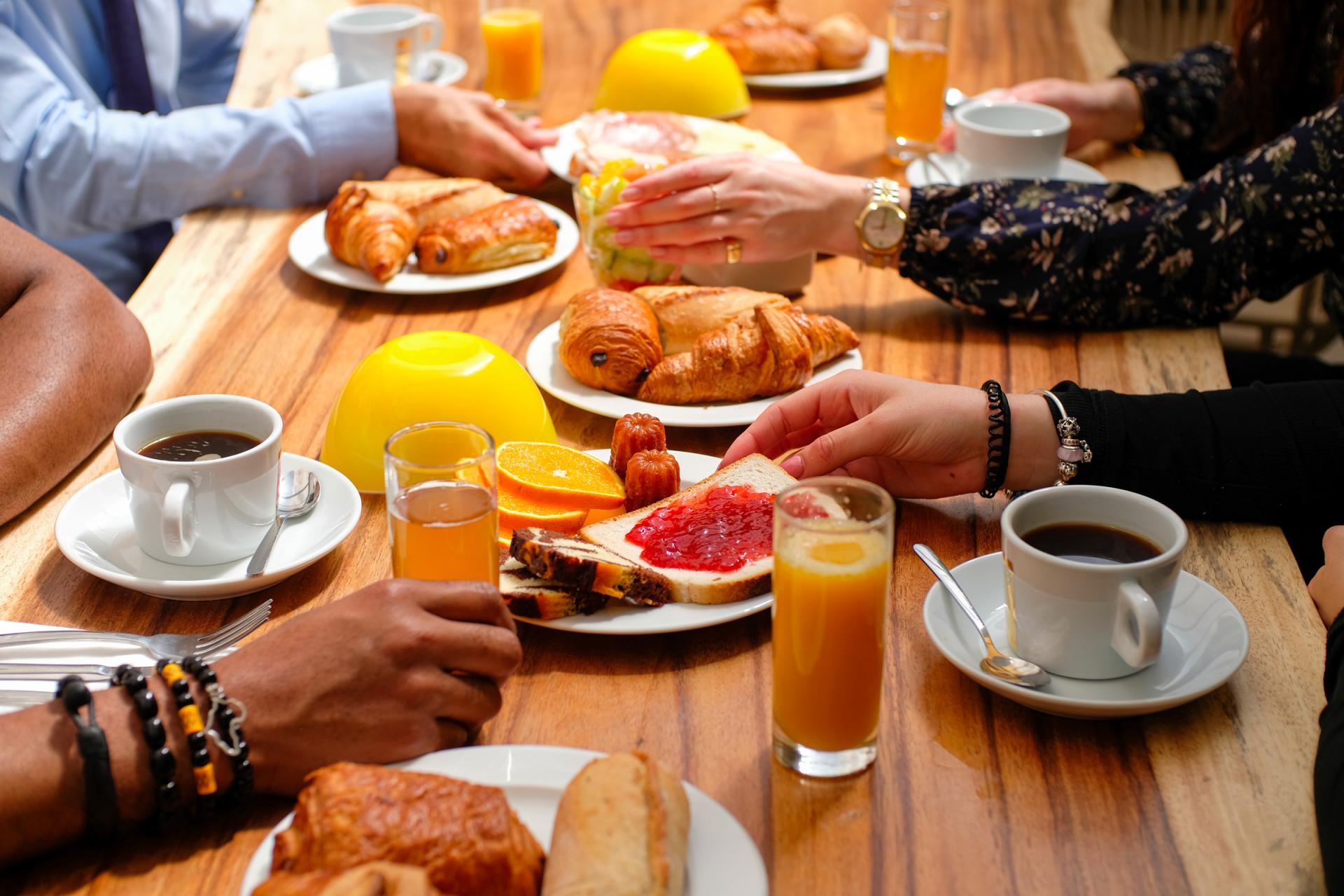 COLAZIONE