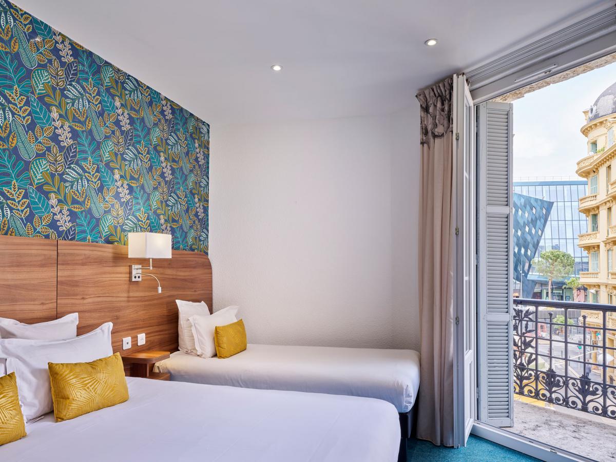 Superior Triple Room